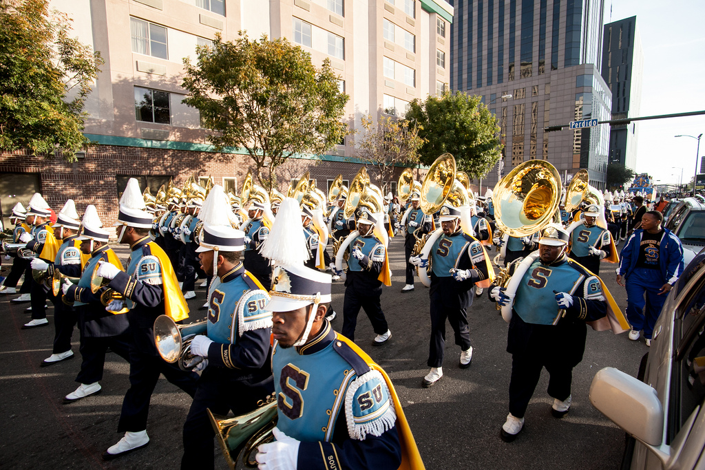 New Orleans Thanksgiving Parade 2024 Schedule Reina Charleen